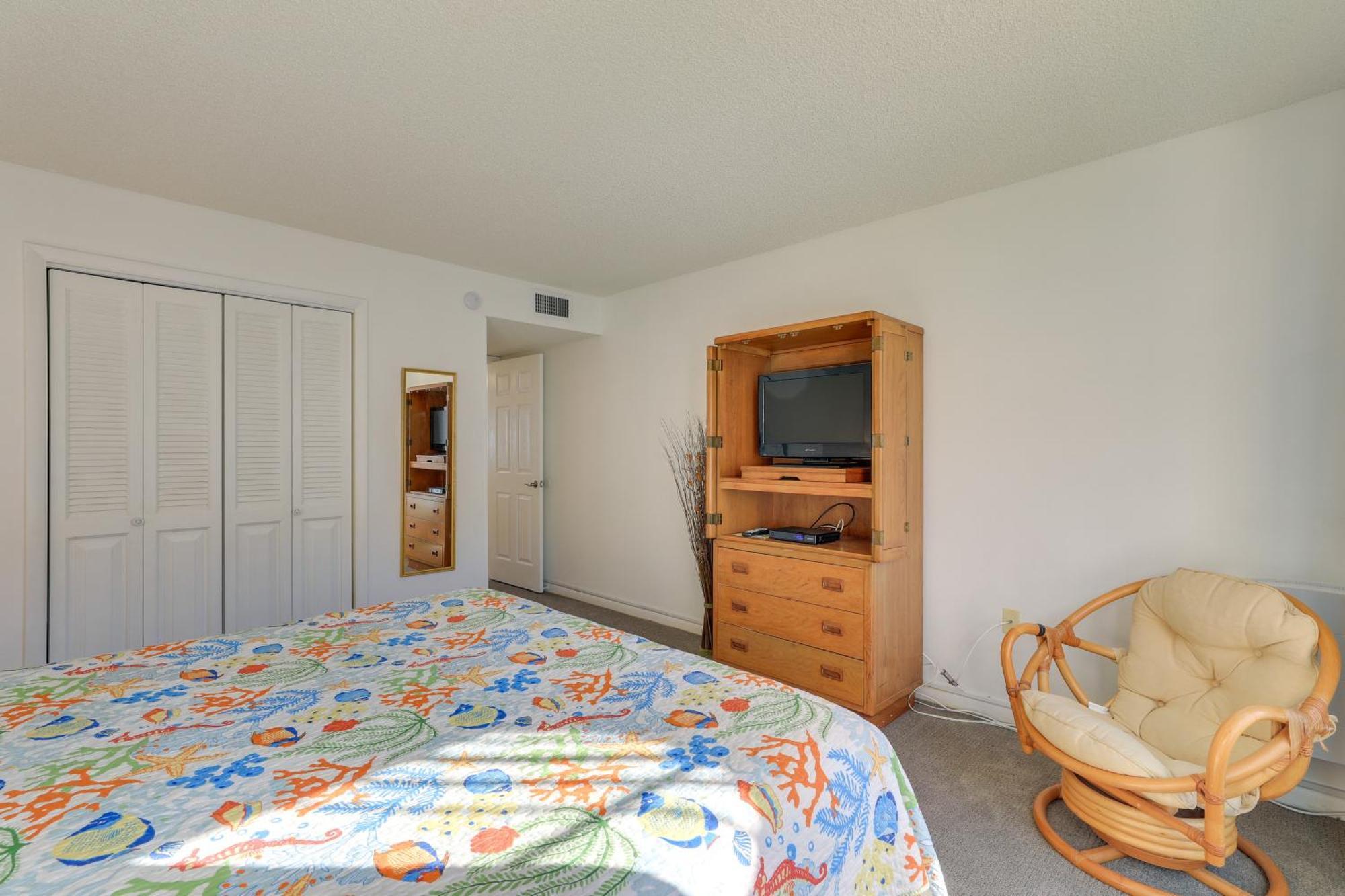 Central Cocoa Beach Condo With View, Steps To Beach! エクステリア 写真