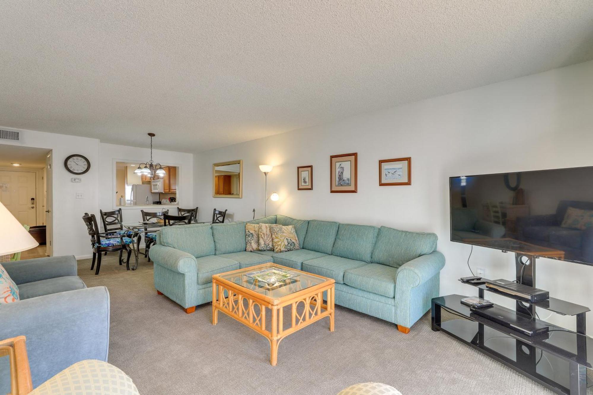 Central Cocoa Beach Condo With View, Steps To Beach! エクステリア 写真